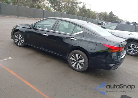 2021 Nissan Altima Sv Fwd z USA, uszkodzony, nr VIN 1N4BL4DV1MN300027